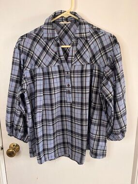 EASEL BLUE PLAID BUTTON FRONT BLOUSE WITH BALOON SLEEVES SIZE SM